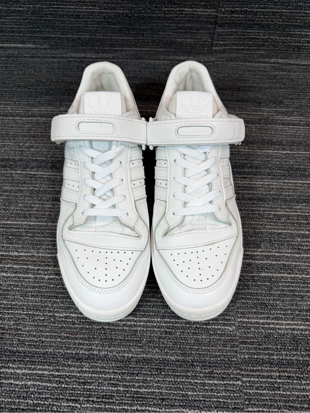 adidas Forum 84 Low Triple White Leather Shoes Men’s 9.5